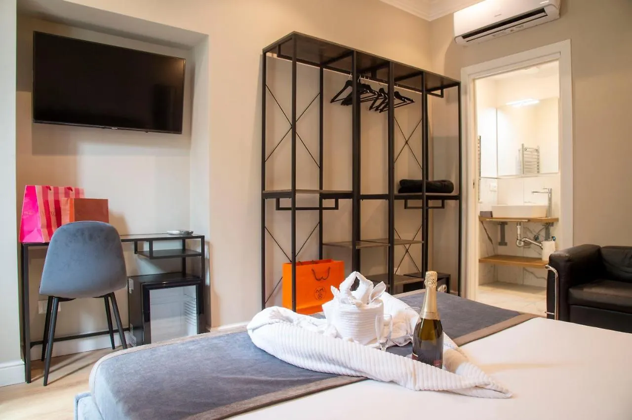** Affittacamere Ad Suites Tritone Roma Italia