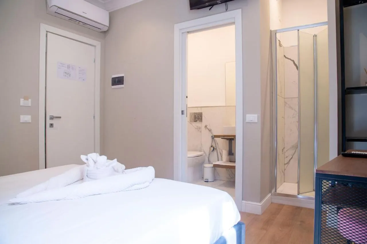 Ad Suites Tritone Roma Affittacamere