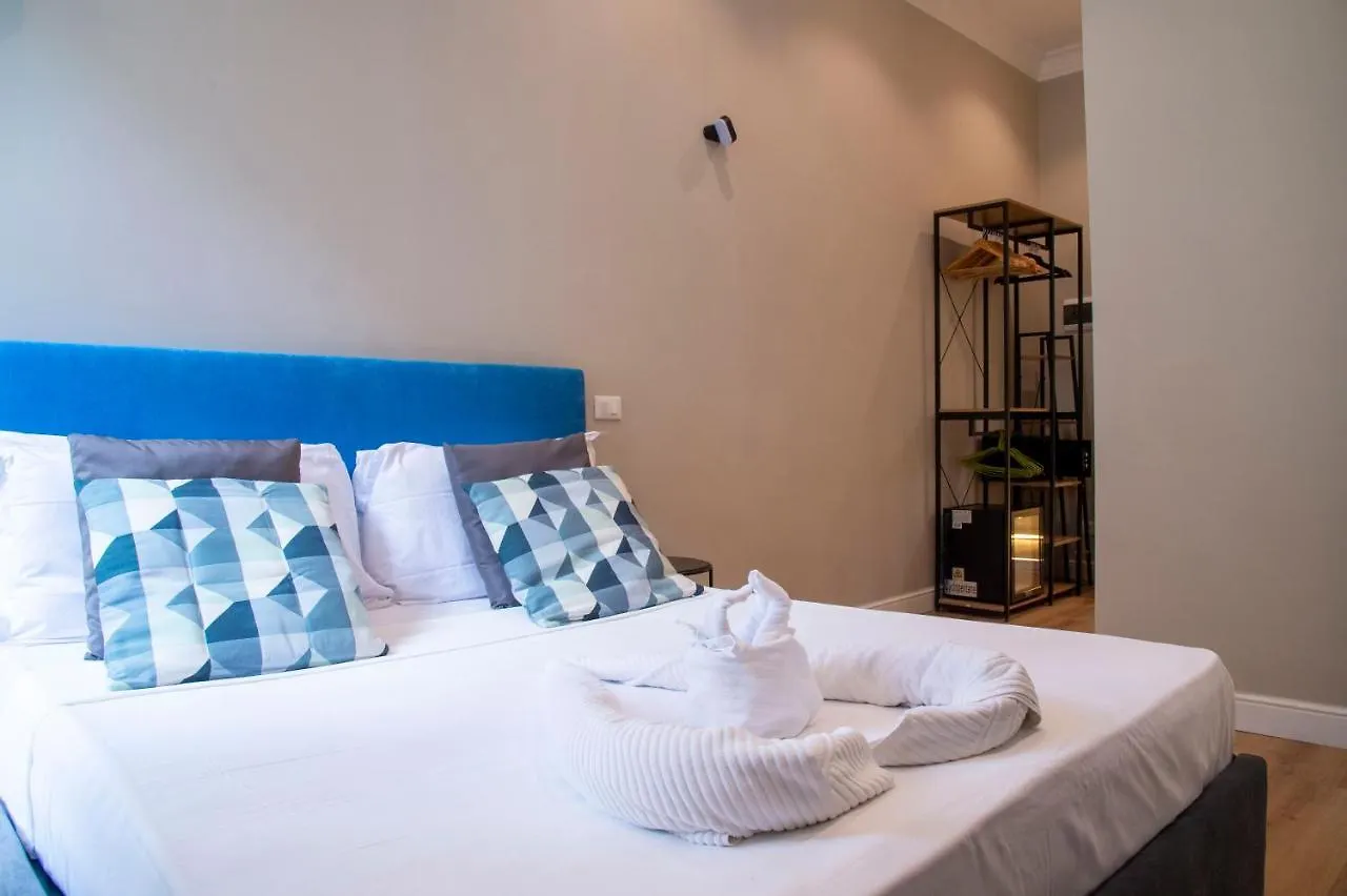 Ad Suites Tritone Roma Italia