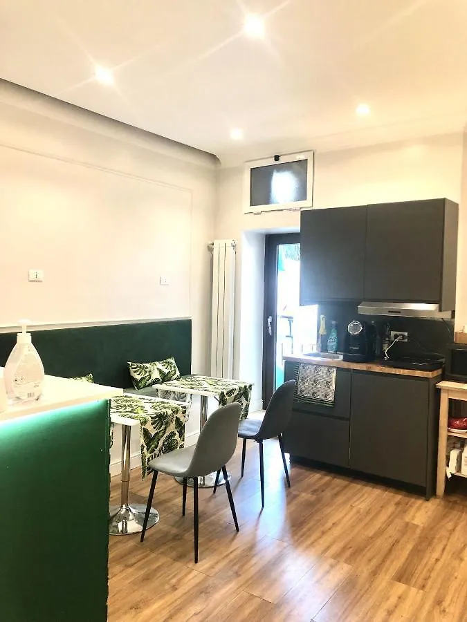 Ad Suites Tritone Roma İtalya